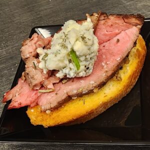 beef crostini