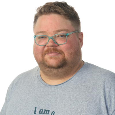 Alex Rybicki headshot