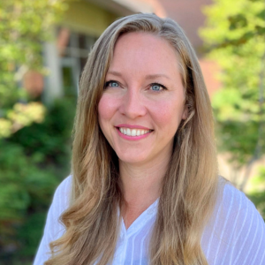Shannon Mann headshot